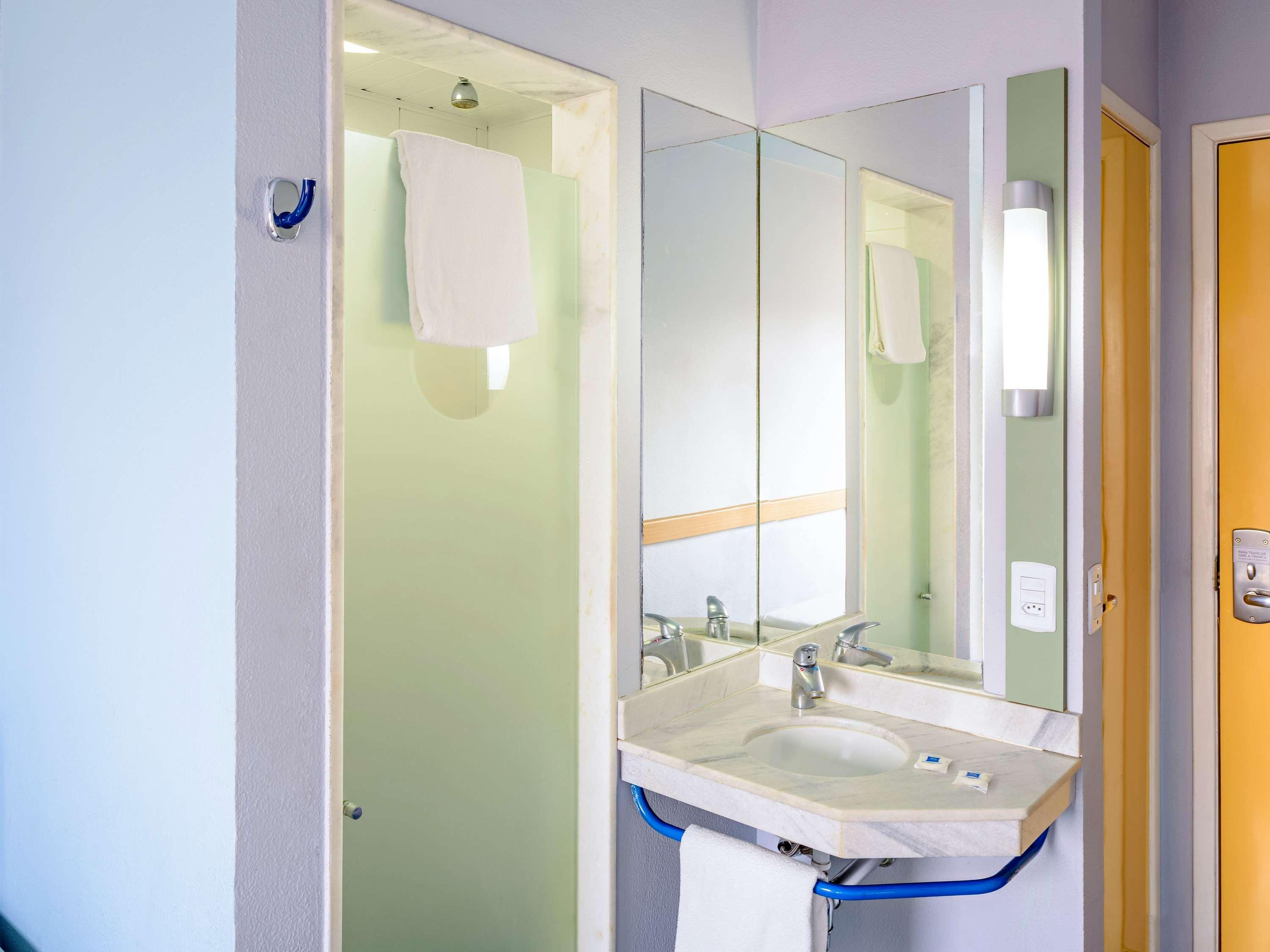Ibis Budget Belem Экстерьер фото