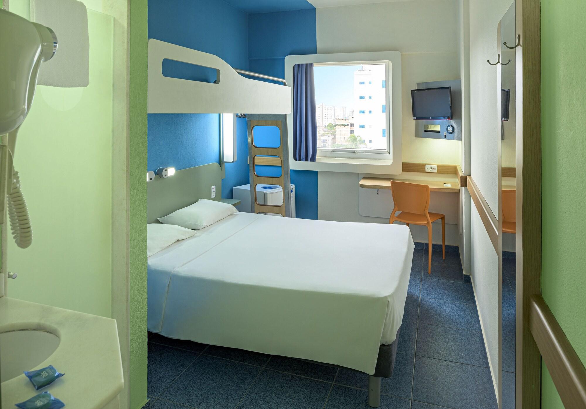 Ibis Budget Belem Экстерьер фото