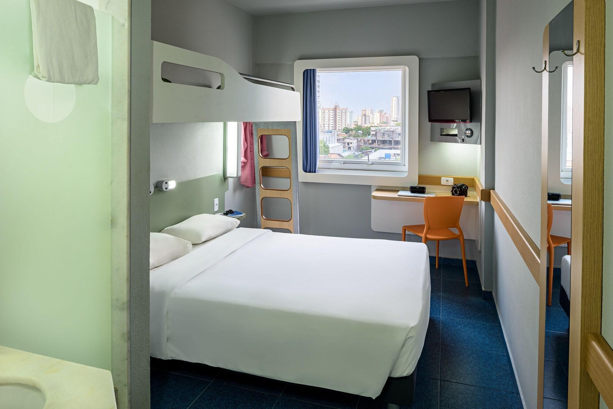 Ibis Budget Belem Экстерьер фото