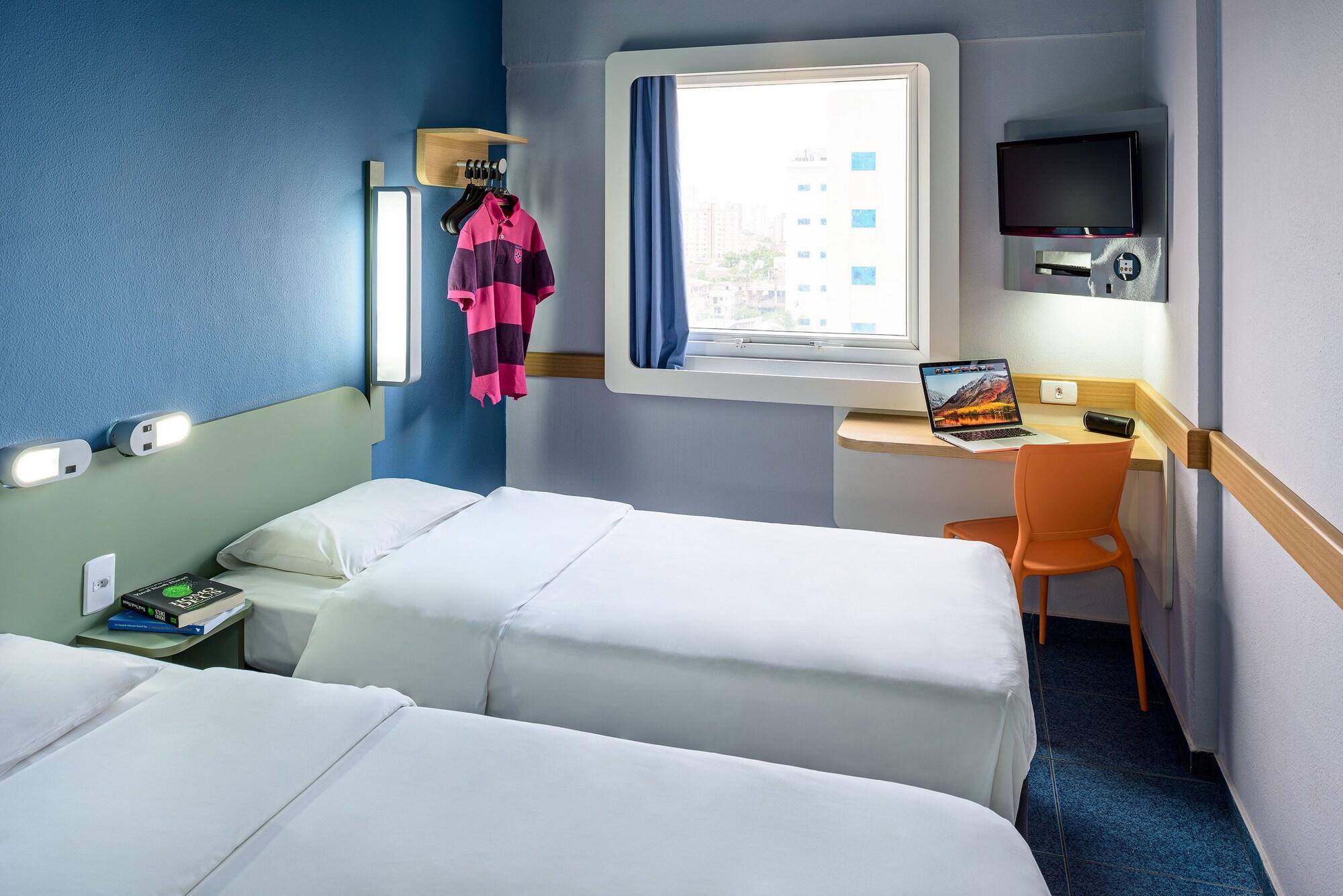 Ibis Budget Belem Экстерьер фото